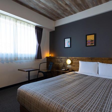 Hotel Maruki Naha Buitenkant foto