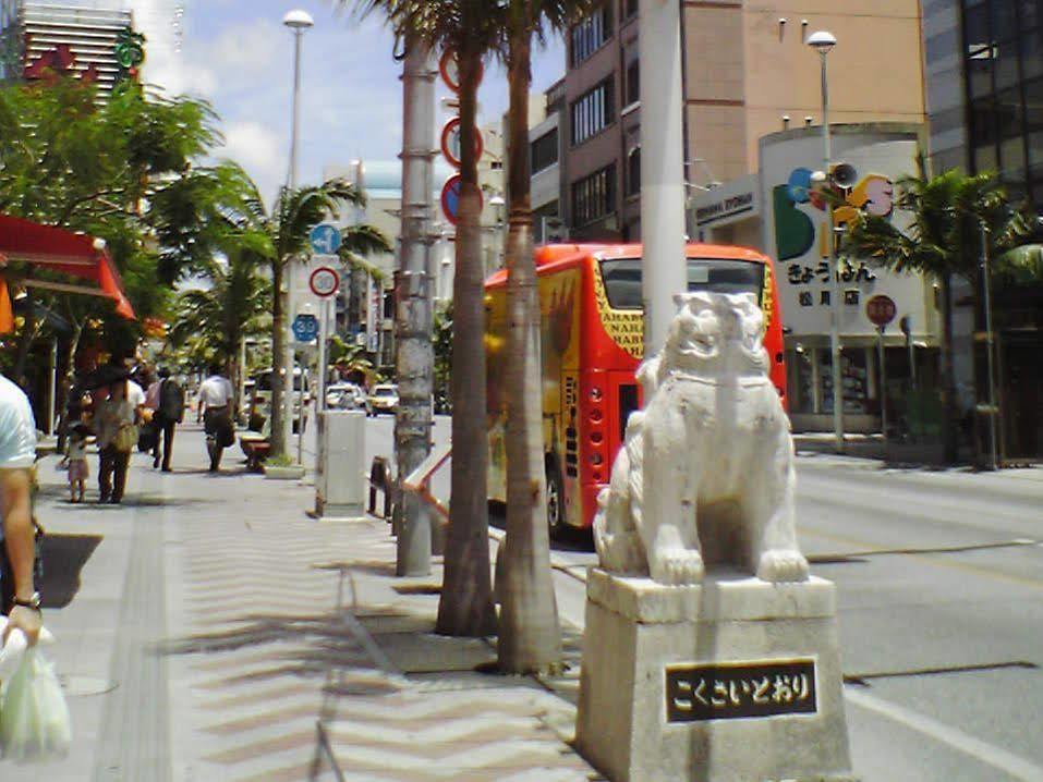 Hotel Maruki Naha Buitenkant foto