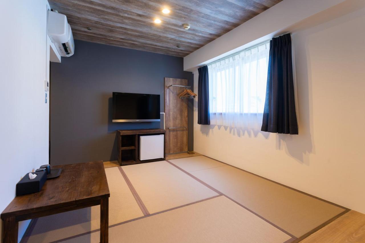 Hotel Maruki Naha Buitenkant foto